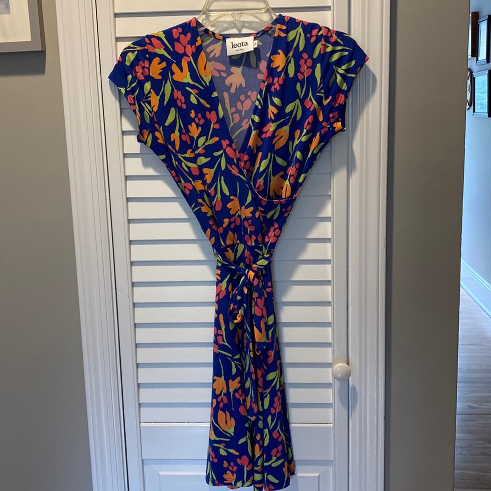 Beautiful Leota print faux wrap dress